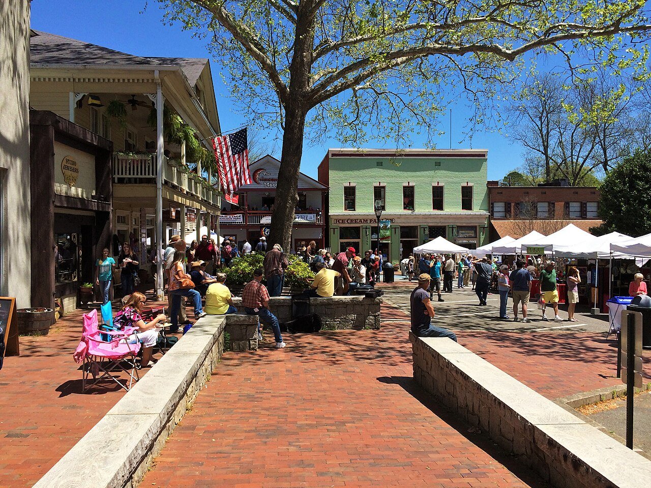 Historic commercial district and public square in downtown Dahlonega, Georgia.
